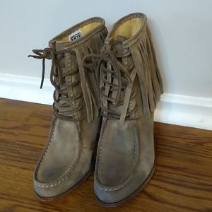 Frye Parker fringe boots